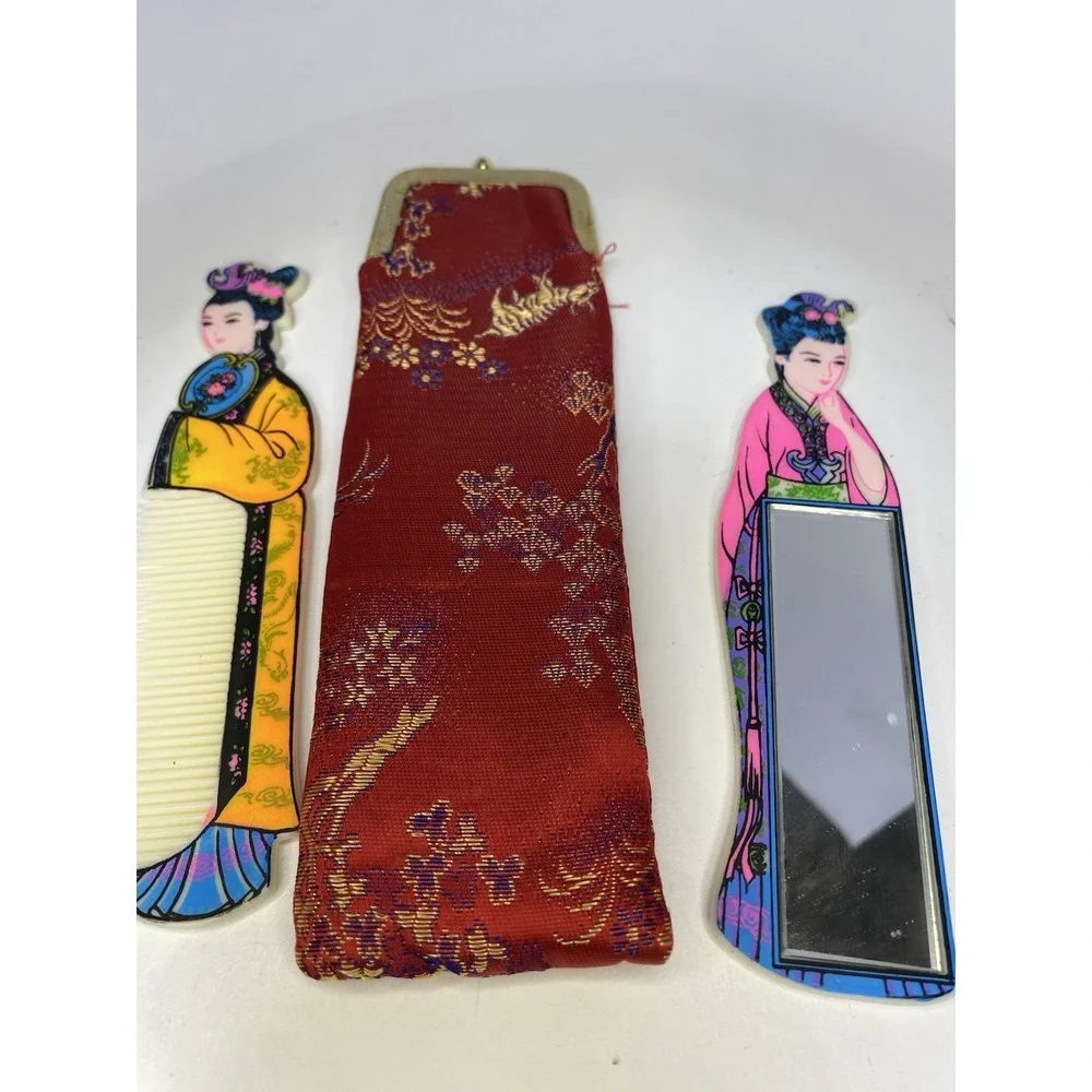 Vintage Geisha Girls Painted‎ Comb & Mirror Set Hong Kong Collectible Vanity Art